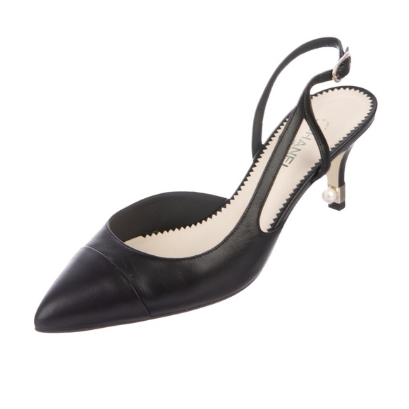CHANEL Shoes - Chanel Kitten heels